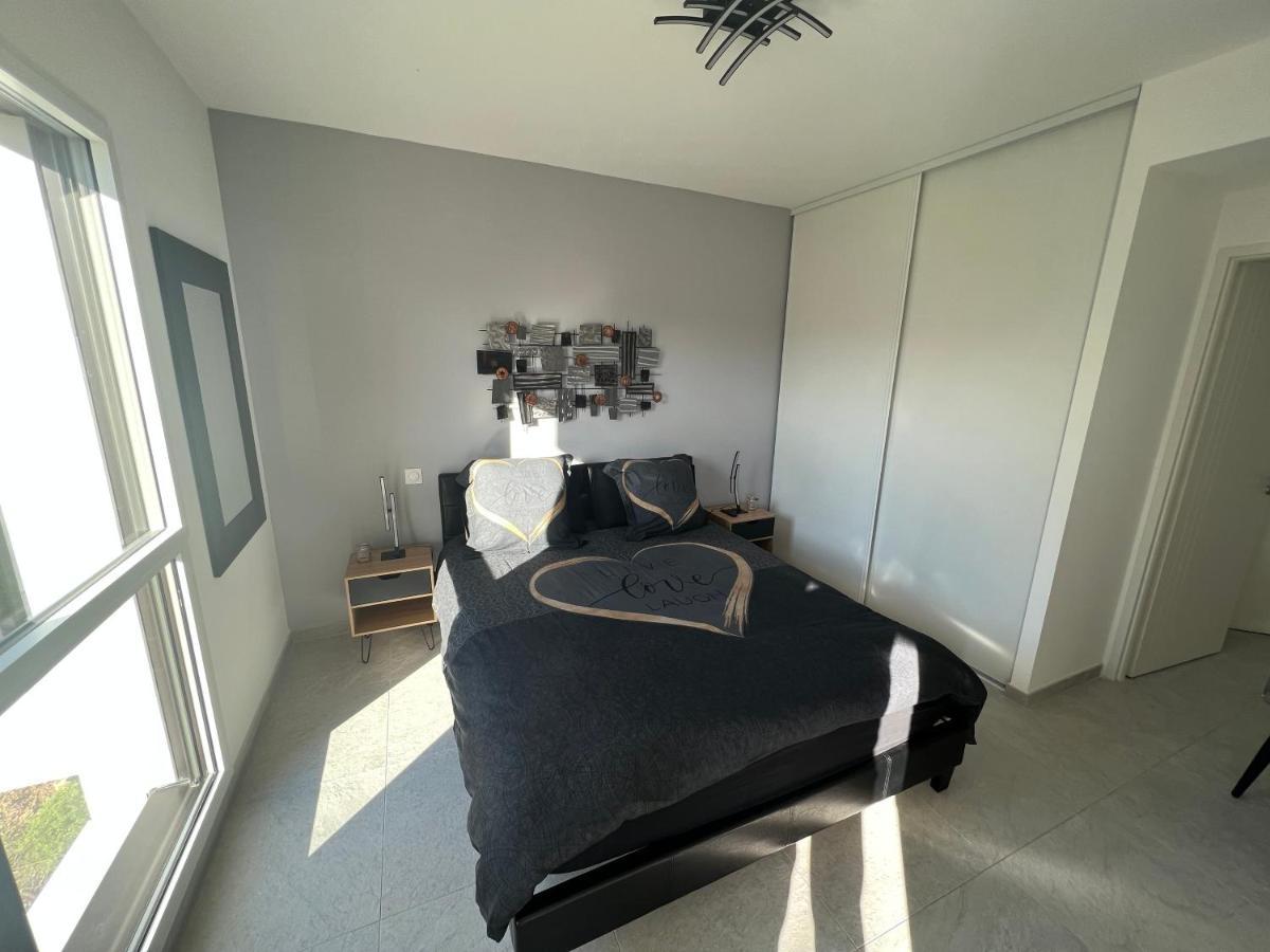 Superbe Appartement Neuf Aucalme Saint-Mandrier-sur-Mer Exterior photo